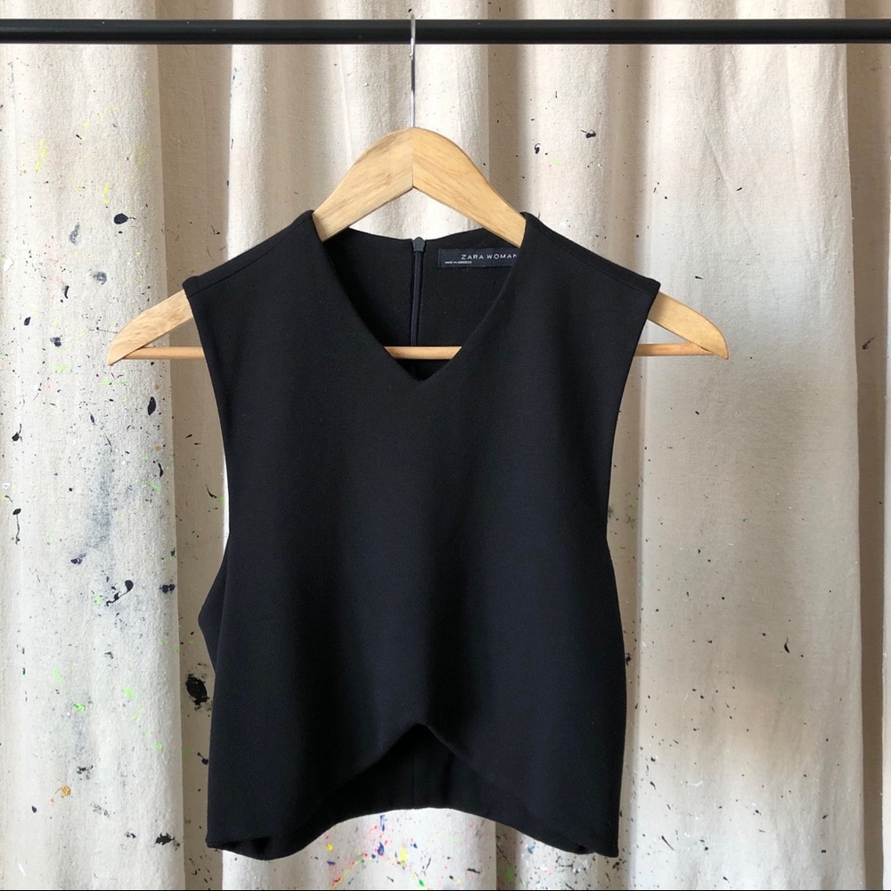 Black knit crop top.